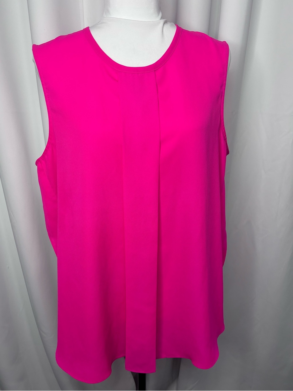 Vince Camuto Bright Pink Sleeveless Pleat Front Blouse